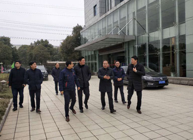 县委副书记顾长荣新年走访成人抖音下载